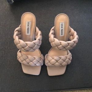 Steve Madden Kenley Taupe heels
